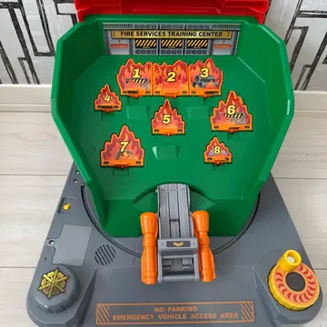 토미카 빙글빙글 체인지! 사운드 소방 훈련