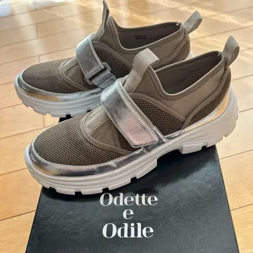 유나이티드 애로우즈 벨크로 스니커즈 모카 25cm