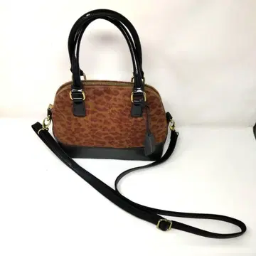 로라 애슐리 송치 숄더백