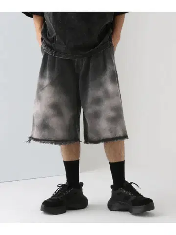 루즈 데님 하프 팬츠 HARE 팬츠 청바지 데님 팬츠 블랙