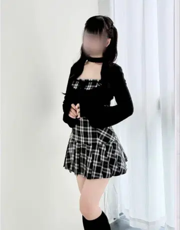 BunnyLis 퍼 볼레로 x 체크 미니 원피스