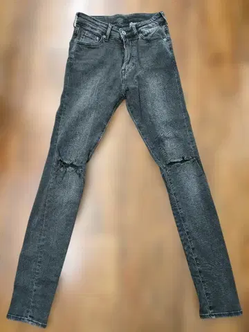 다크 그레이 스키니 데님 데미지 가공 H&M