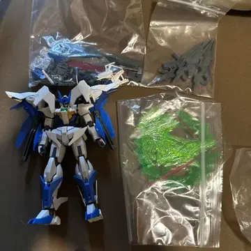 HG 더블오 스카이 메비우스 조립 완료