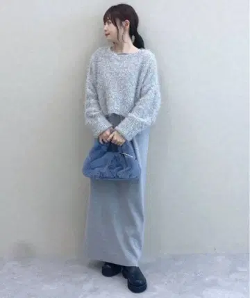 [ Apart by ] 샤기 2p 그레이 푸와푸와 셋업