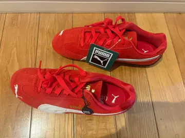 PUMA 레드 스웨이드 스니커즈