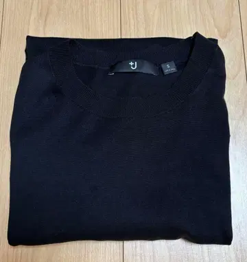 [ 레어 ] UNIQLO J+ 실크 니트 사이즈 S 박스 타입
