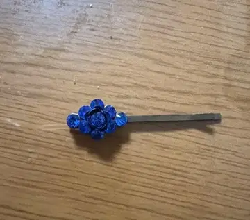 파란 꽃 디자인 헤어핀