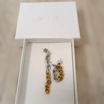 실버 골드 체인 귀걸이