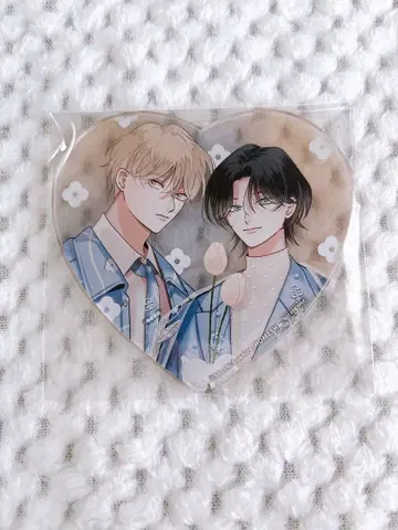 끝이 넓은 바닥 콜라보 카페 하트형 아크릴 코스터