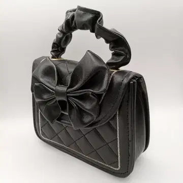 블랙 퀼팅 리본 핸드백