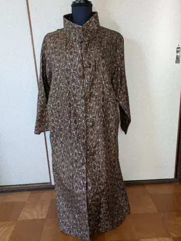 브라운 무늬 버튼 달린 롱 코트 오시마 명주 리메이크 코트