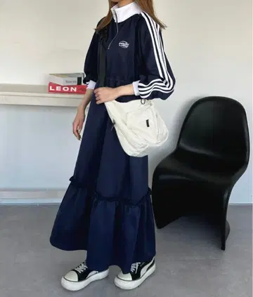 A/W 하프 지퍼 트랙 티어드 원피스 새상품급