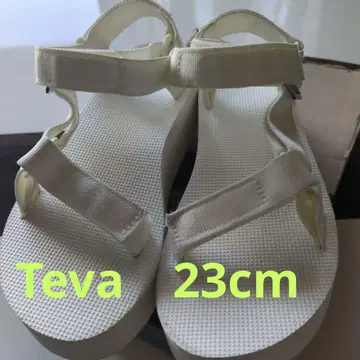 Teva TEVA 통굽 테바 유니버셜 여성용 화이트 스포츠 샌들