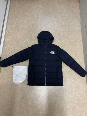 The North Face 트랑고 파카 블랙 NY81831