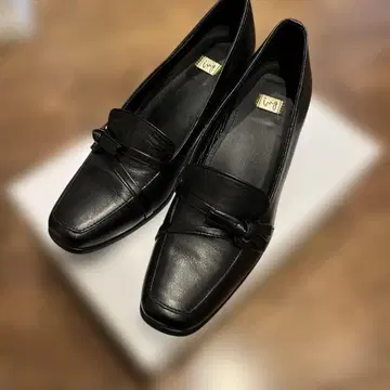 ing 로퍼 펌프스