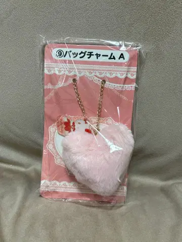 하트 모양 퍼 백참 A