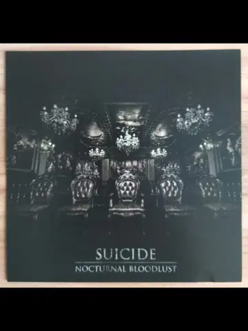 NOCTURNAL BLOODLUST SUICIDE 회장 한정판