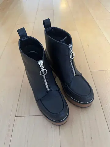 통굽 부츠 블랙 S 사이즈