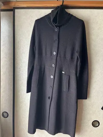 블랙 롱 코트 터틀넥 니트 코트