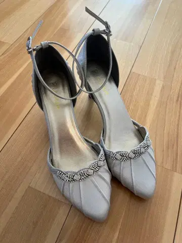 펌프스 결혼식 그레이 비쥬 포함