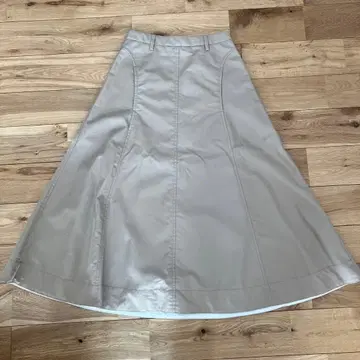 IENA 베이지 플레어 롱 스커트