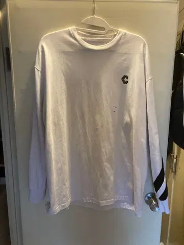 크로노스 화이트 롱t