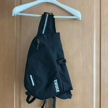 THULE 바디백 슬링백 블랙