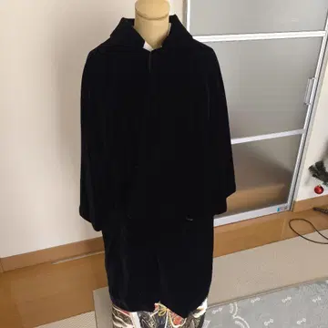 블랙 벨벳 일본 의류 롱 코트 벨벳