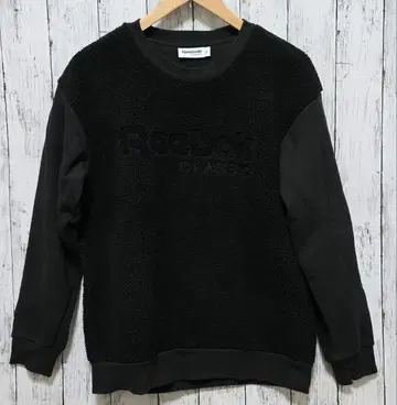 리복 클래식 로고 보아 맨투맨 블랙