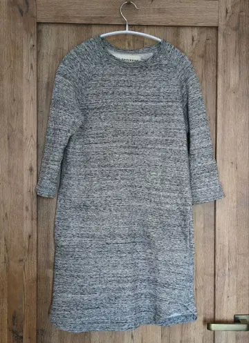 더 신존 더신존 롱 맨투맨