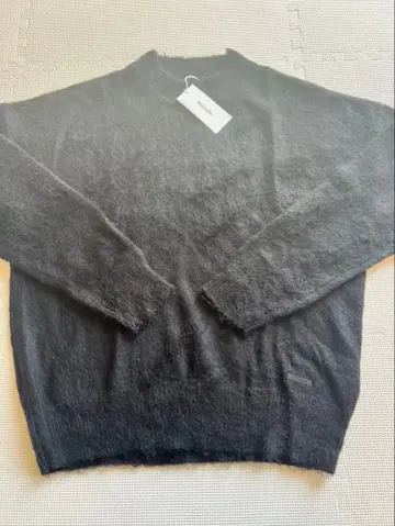 Rottweiler 모헤어 니트 스웨터