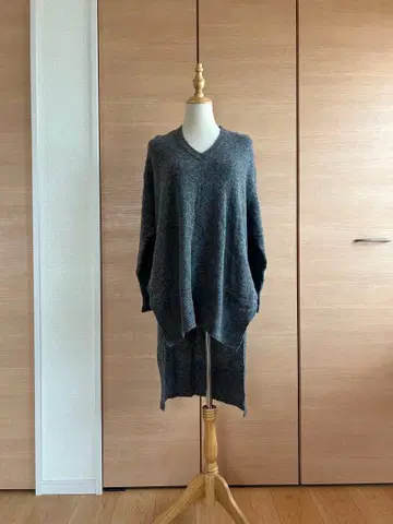 Aga 그레이 V넥 니트 원피스 긴팔