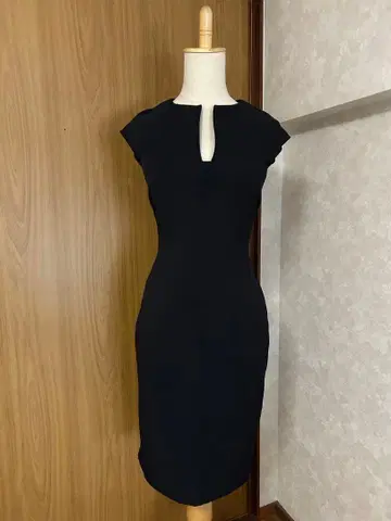 ZARA 심플 포멀 원피스 XS 블랙 무릎 기장 드레스 자라