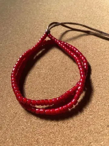 앤티크 선혈계의 피빨간색 화이트 하트 목걸이