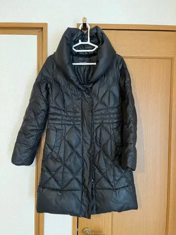 다운 자켓 QUEENS COURT