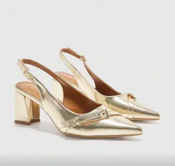 골드 펌프스 벨트 디자인 백 밴딩 있음