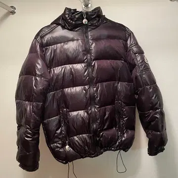 남성용 블랙 다운 자켓 후드 부착