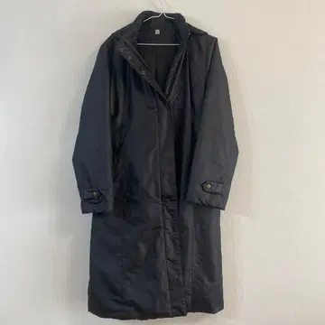 유니클로 블랙 후드 부착 다운 코트