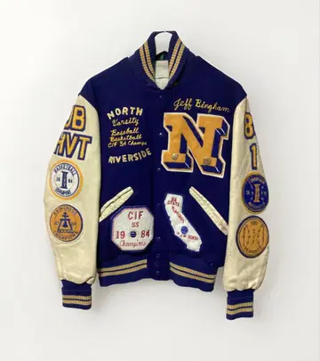 Delong 풀 데코 바시티 자켓 네이비/크림 자수 40