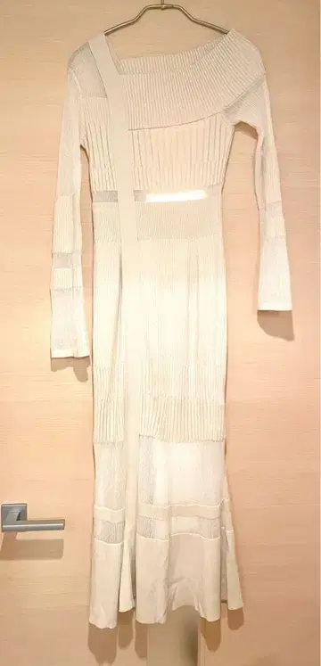 [ SNIDEL ] 오프숄더 시어 니트 원피스