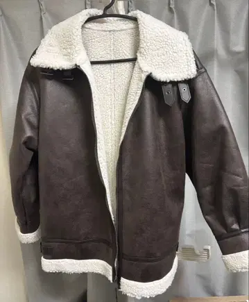 에코 가죽 보아 자켓 M 사이즈 브라운