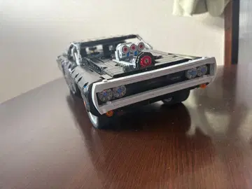 LEGO 와일드 스피드 돔의 닷지 차저 42111