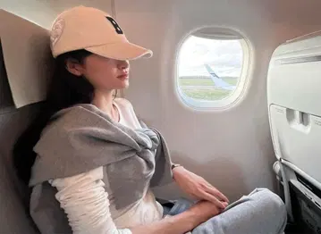 bibiy. B. CLUB CAP 아이보리