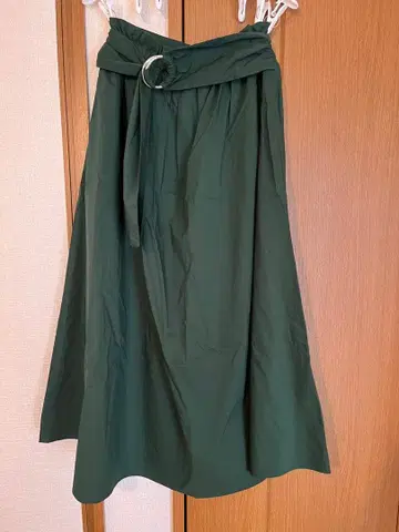 URBAN RESEARCH 다크 그린 플레어 스커트