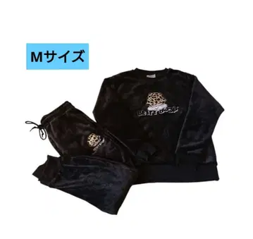 [ 새상품 ] 베티짱 자수 플리스 룸웨어 블랙 M 사이즈