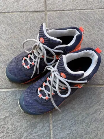 Merrell 트레킹 슈즈