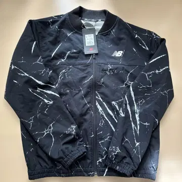 뉴발란스 사이즈 S 점퍼