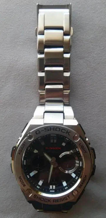 [ 컨디션 최상 ] CASIO G-SHOCK GST-W110D