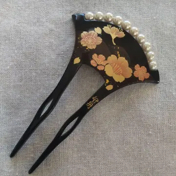 꽃무늬 펄 장식 헤어콤