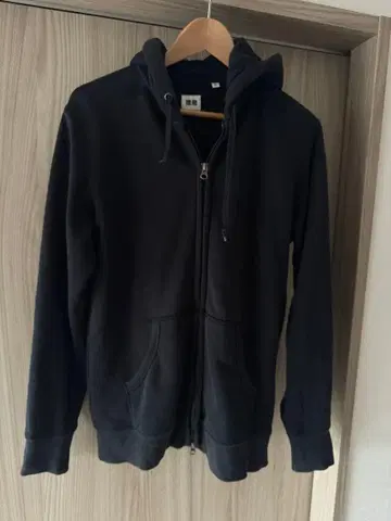 유니클로 후드티 지퍼 후드티 L 블랙 남성용 여성용